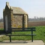 In Well Near Maasduinen Park Дом отдыха