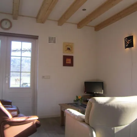 Rural In Well With Garden Holiday home