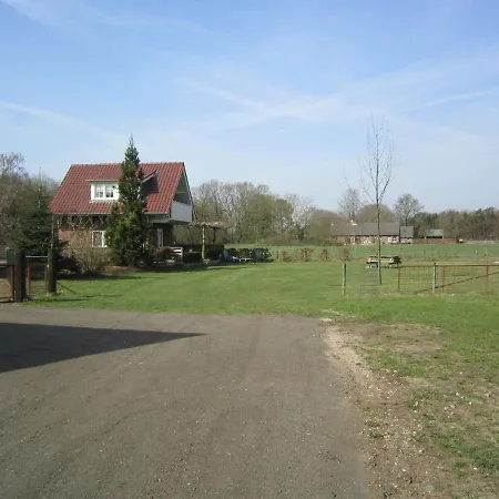 Rural In Well With Garden Knikkerdorp