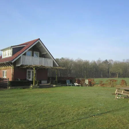 Rural In Well With Garden *