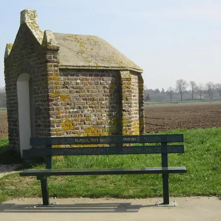 Rural In Well With Garden Holiday home *