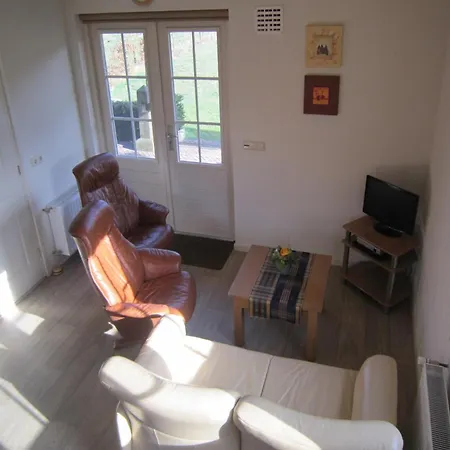 In Well Near Maasduinen Park Nyaraló *