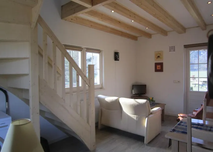 بيت للعطل In Well Near Maasduinen Park Knikkerdorp