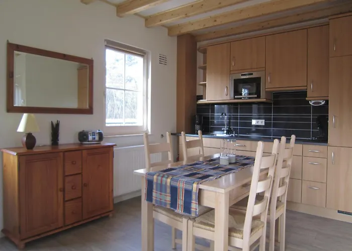 بيت للعطل In Well Near Maasduinen Park Knikkerdorp