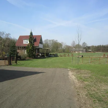 In Well Near Maasduinen Park Dom wakacyjny Knikkerdorp
