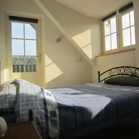 Dom wakacyjny In Well Near Maasduinen Park