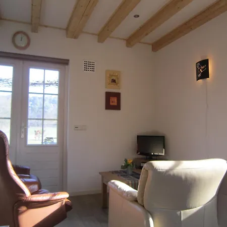 In Well Near Maasduinen Park * Knikkerdorp